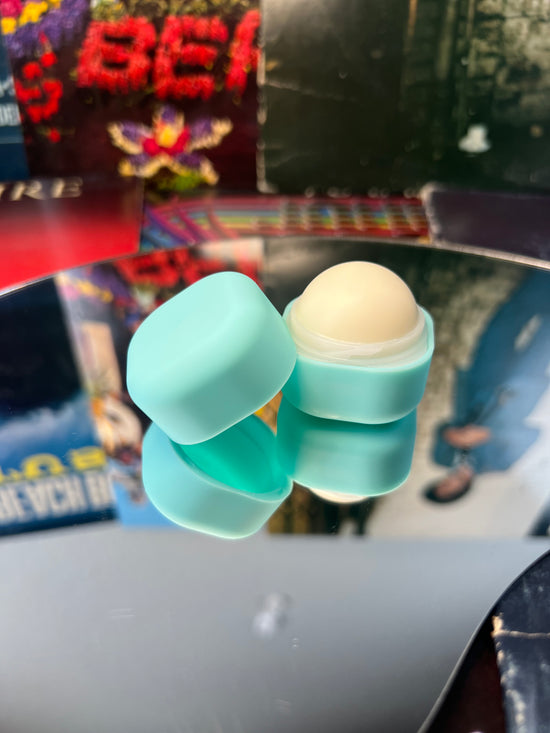 Lip Balm Egg